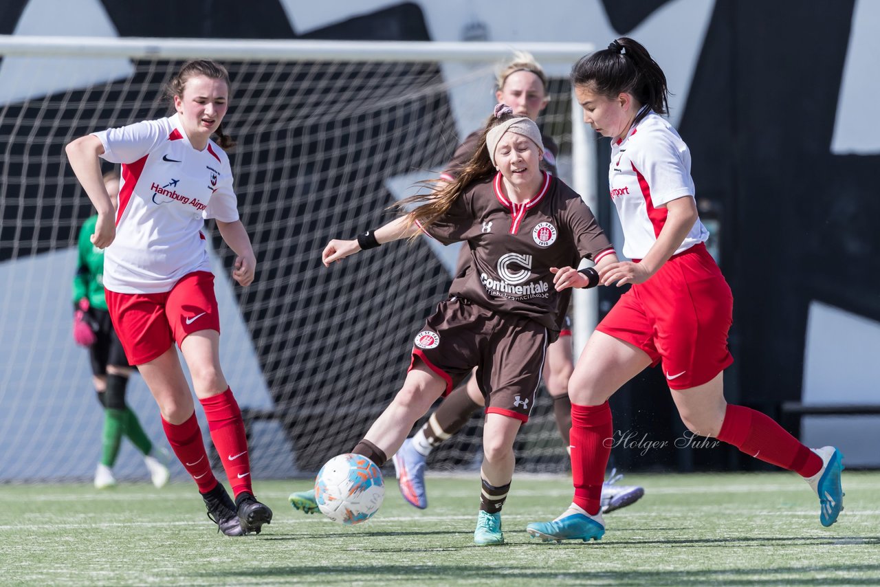 Bild 99 - wBJ St. Pauli - Walddoerfer : Ergebnis: 1:11